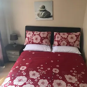  Apartment Charlesmere Gardems
